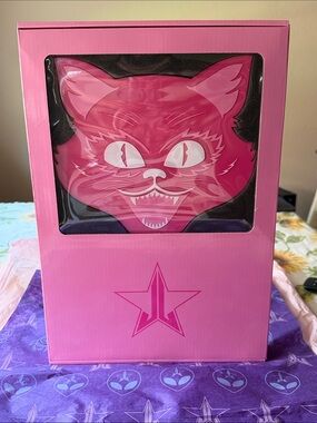 🪞🩷🪞 JEFFREE STAR NINE LIVES PINK HAND MIRROR 🪞🩷🪞 NWT 🪞🩷🪞